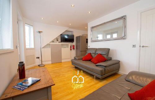 Central Aberdeen Apartment | Affleck Retreat 3 - SJA Stays - Modern 1 Bed Apartment