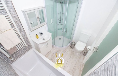 Central Aberdeen Apartment | Affleck Stay 1 - SJA Stays - 2 Bed With Parking