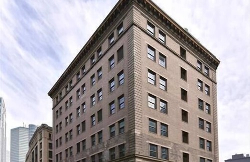 Chinatown Apartment | Afforable Stylish DownTown Boston Studio w/upscale amenities