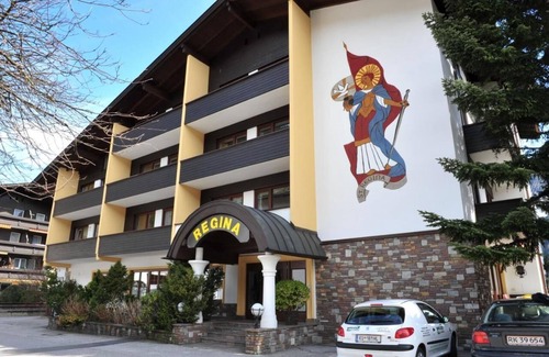 Zell am Ziller Apartment | Affordable 6-bed apartment centrally located in Zell am Ziller - 5 minutes to the gondolas!