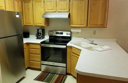 Wolf Creek Condo | Affordable and comfortable with VIEWS 2b/2b+loft Powder Mountain and Snowbasi