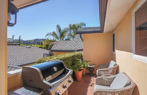 West Beach Apartment | Affordable Beach Penthouse #6 — blocks to the Beach, downtown & the Funk Zone
