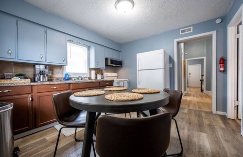 Indianapolis House | Affordable Close to Speedway Hospitals Downtown