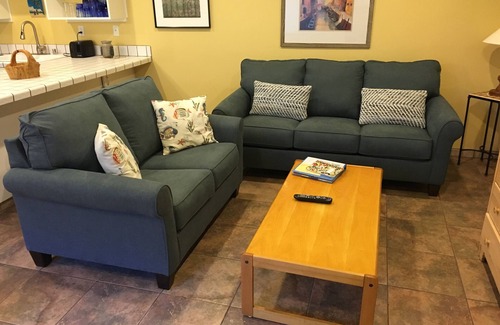 Carpinteria Condo | Affordable, end unit on courtyard in desirable La Cabaña! Steps From beach