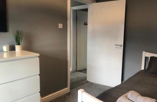 Sunderland Apartment | Affordable Luxury 1 Stunning apartment Sunderland close to City centre hospital Crown Works Studio and Nissan