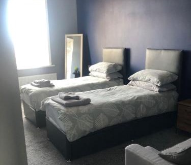 Sunderland Apartment | Affordable Luxury 1 Stunning apartment Sunderland close to City centre hospital Crown Works Studio and Nissan