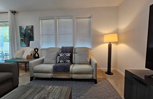 Makaha Valley House | Affordable Luxury-Tropical Ohana in Million Gated Comm-Pingpong/Foosbal/Rec Area