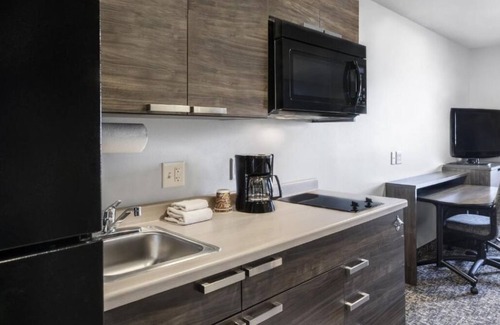 Marion Hotel | Affordable, Pet-Friendly Room Convenient Marion Location