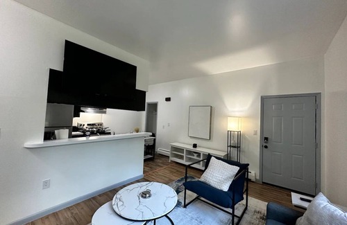 Rotterdam Apartment | Affordable Stay Near Proctors-A5