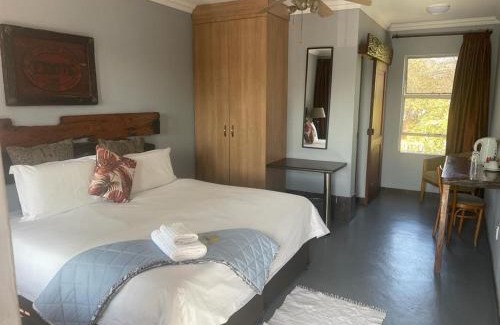 Kempton Park Bed & Breakfast | Africa Footprints Lodge Kempton Park