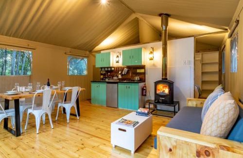 Hluhluwe Cabin | AfriCamps at Bonamanzi Game Reserve