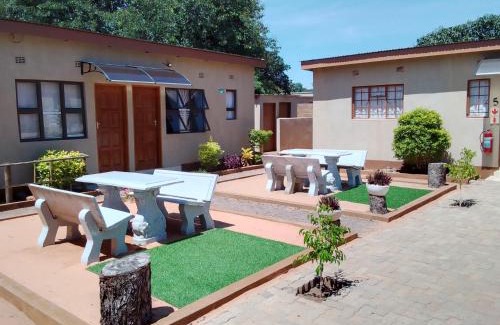 Kasane House | African Apartments Inn