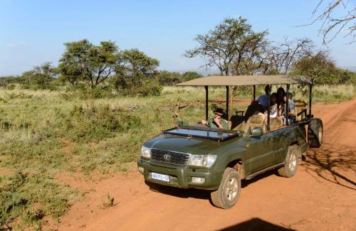 Magaliesberg Cabin | African Hills Safari Lodge & Spa