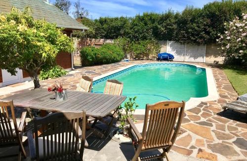 Flamingo Vlei House | African Holiday home in Table View
