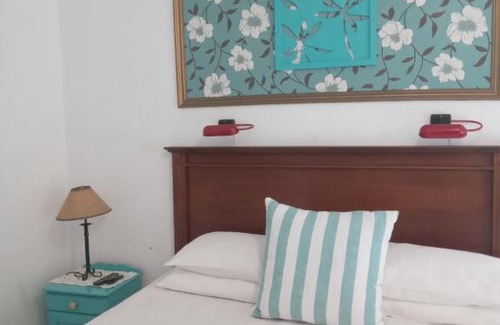 Summerstrand Bed & Breakfast | African Sightings Guesthouse