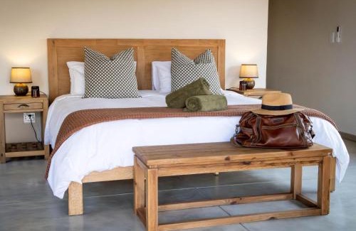Hoedspruit Cabin | Afrikaya Bush Lodge