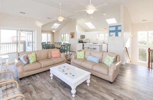 Sandbridge House | After Dune Delight