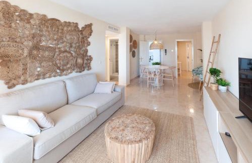 Grau i Platja Apartment | AG MANILA PREMIUM