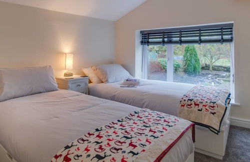 Deiniolen House | Agape Cottage in Caernarfon