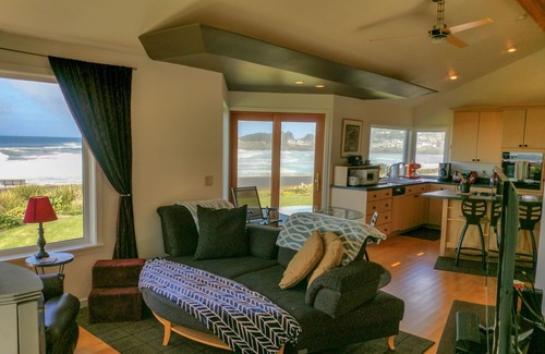 Yachats House | Agate Point - Ocean/Bay front