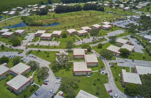Florida Ridge Condo | Age restricted active golf community