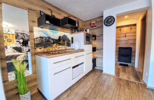 Ried Apartment | Aggenstein - Helles Studio mit Südbalkon und traumhaftem Bergpanorama in Pfronten Mitte