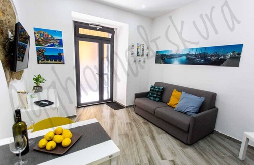 Castellammare Apartment | Agghiorna &skura house
