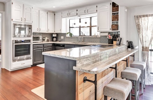 College Station House | Aggie Retreat - 3.5 miles to Kyle Field