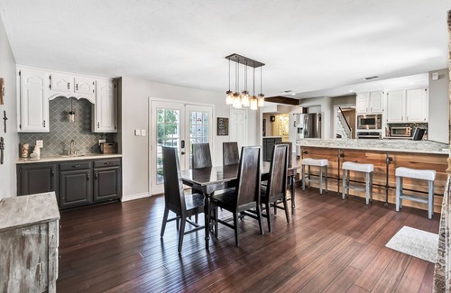 College Station House | Aggie Retreat - 3.5 miles to Kyle Field