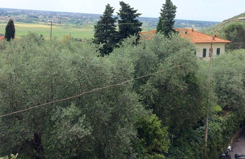 San Giuliano Terme Apartment | Agnano: Apartment/ flat - Agnano