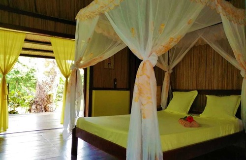 Nosy Boraha Bed & Breakfast | Ago's orchid bed and breakfast