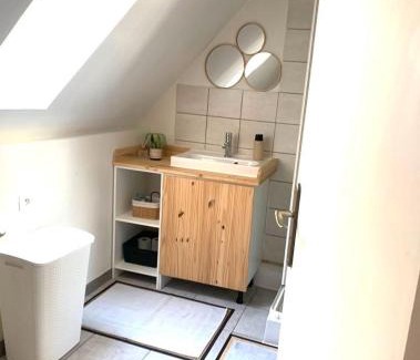 Vierzon Apartment | Agréable logement en ville a Vierzon