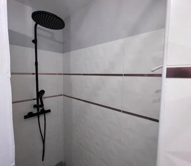 Bourges House | Agréable maison de ville dans quartier calme