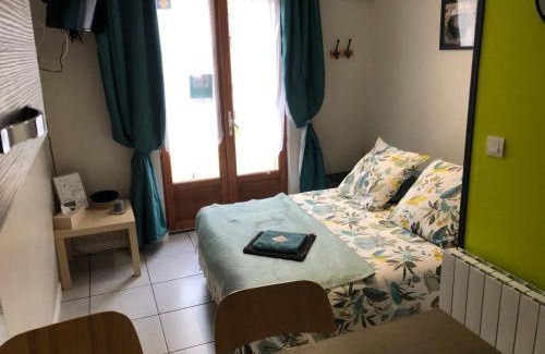 La Ferte-Saint-Aubin Apartment | Agréable studio dans le centre historique