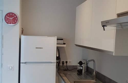 Cros-de-Cagnes Apartment | Agréable T2 Climatisé, Accès Piscine Privée, 6eme Avec Ascenseur, vue mer à 50 m
