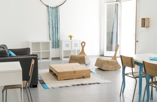 La Verdiere House | AGRICULTURAL FIELD OF ORGANIC CULTURE - Comfort and absolute calm