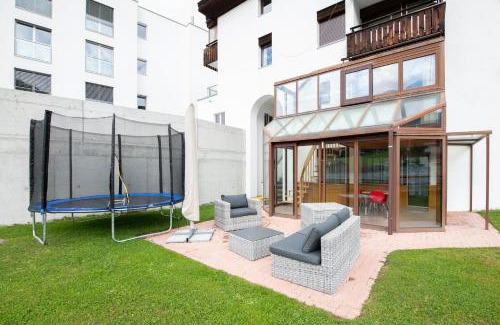Davos Apartment | Agrimonia - 5,5-Zi Duplex Wohnung bis 9 Personen mit eigenem Garten
