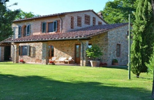 Orentano House | Agriturismo Borgo ai Lecci Charming Villa in Stone in the heart of Tuscany.