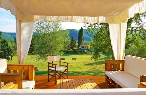 Rignano sull'Arno Villa | AGRITURISMO in FLORENTINE HILLS-CHIANTI. 100% Travelers Recommend.