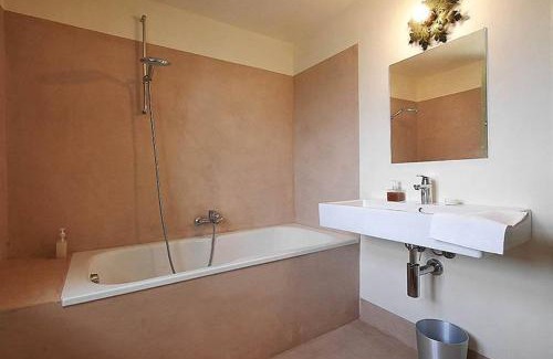 Castellina Marittima Bed & Breakfast | Agriturismo Le Tassinaie