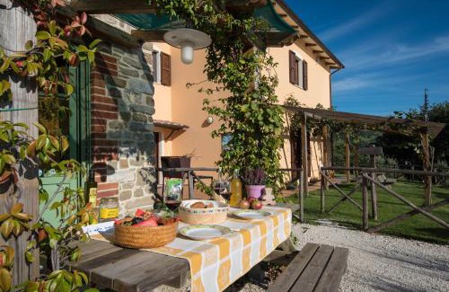 Valfabbrica House | Agriturismo La Coccinella