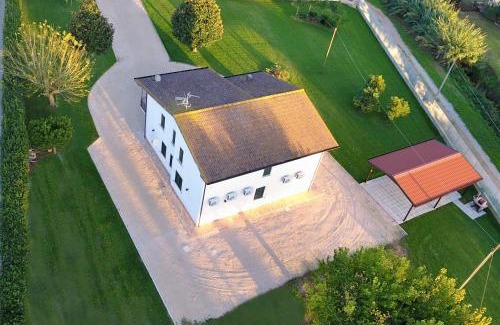 Borgo Montenero Apartment | Agriturismo Le Radici