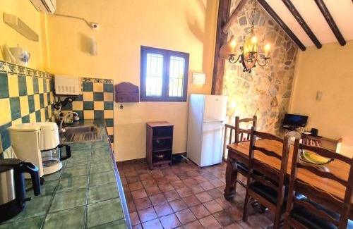 Tolox House | Agro tourism house Gauguin with pool Finca el Moralejo TOLOX