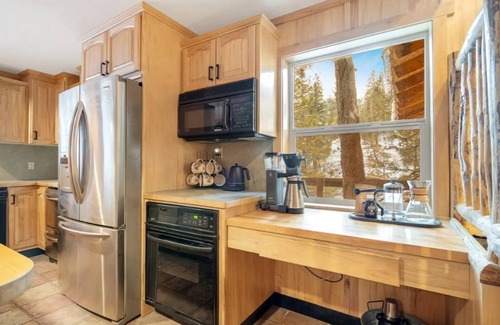 Garden Valley Cabin | Agua Caliente - Private Hot Spring Cabin and year round creek!
