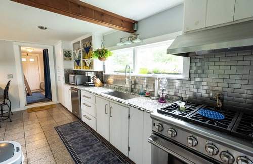 Stonington House | Agua Viva House - Classic Cottage on Webb Cove