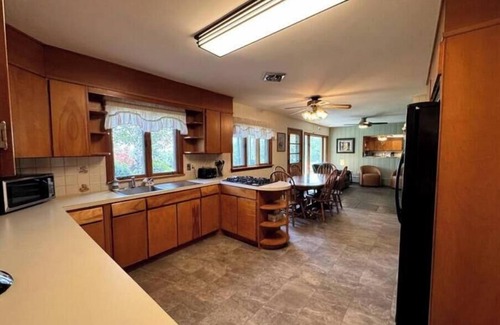 Parksville House | Ahrens Rd Ranch