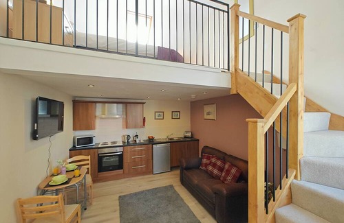 Berwick-upon-Tweed House | Aidan Cottage - Beal