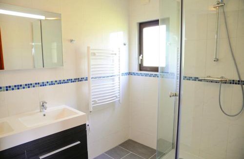 Somme-Leuze House | Aimant