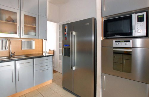2nd Arrondissement Apartment | Ainay Sud/115 m² loft with 2 bedrooms + balcony