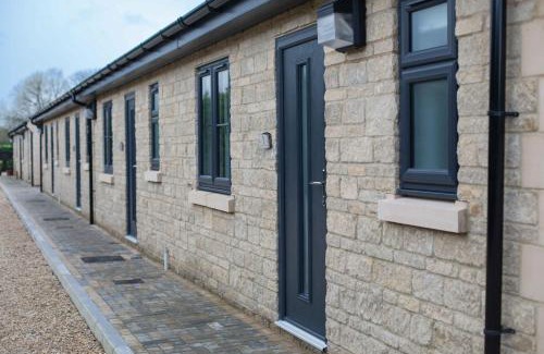 Ampney Crucis House | Aintree Cottage